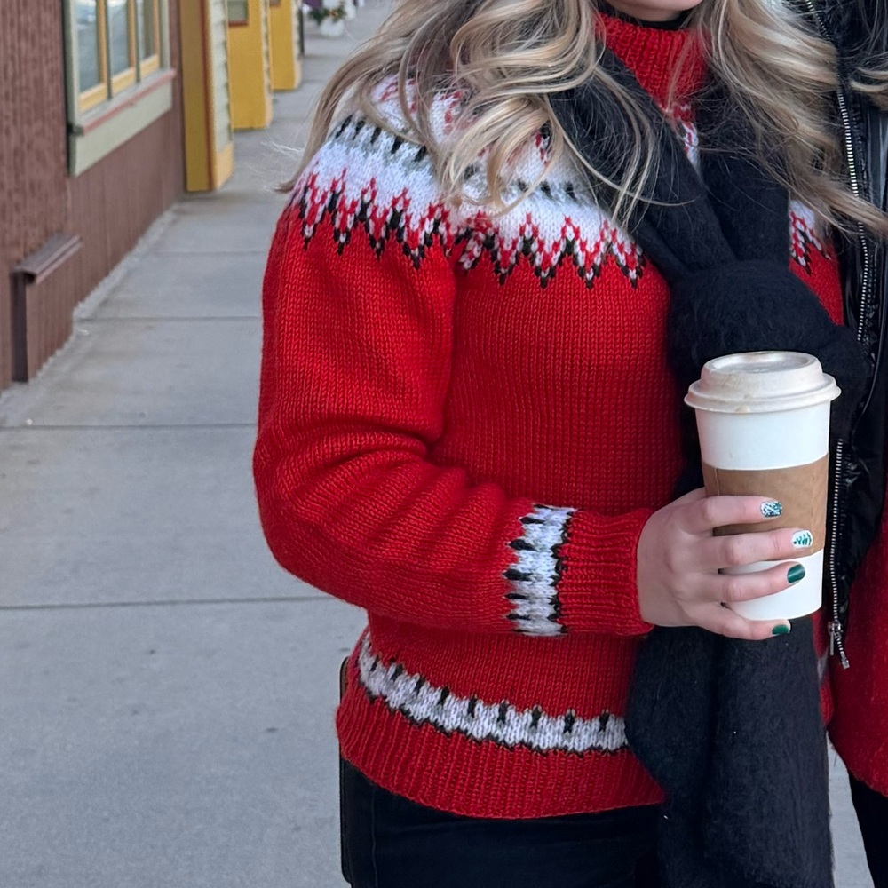 VINTAGE HandKnit in Denmark Apres Ski 100% Wool Red Fairisle Sweater Dist